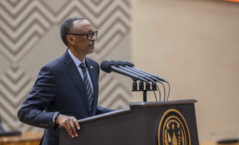 ‘Nta kwirara’- Perezida Kagame abwira abayobozi binjiye muri Guverinoma